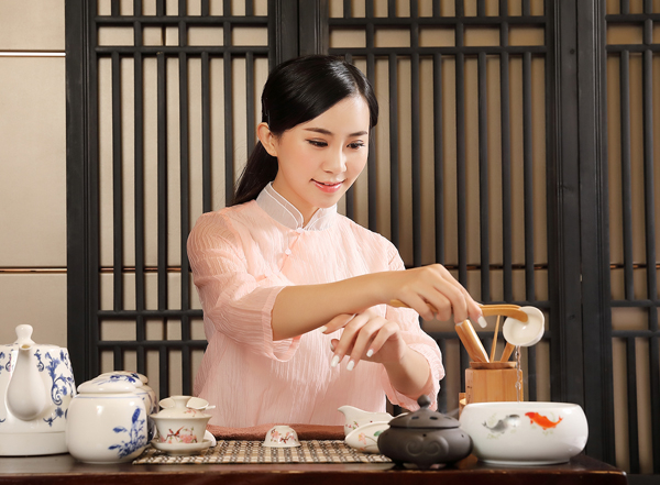 经常去广东靠谱男士会馆，这家私藏已久的店推荐给你